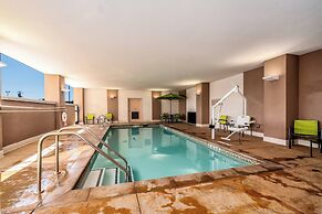 SpringHill Suites by Marriott Oakland Airport