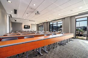 SpringHill Suites by Marriott Oakland Airport