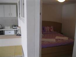 Villa Eros Apartments