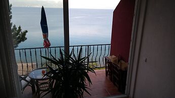 Villa Eros Apartments