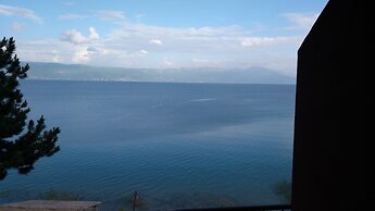 Villa Eros Apartments