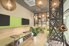 Super 8 by Wyndham Oberhausen am Centro