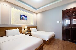 Lucky Star Hotel 266 De Tham