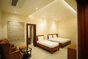 Hotel City Grand