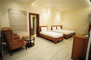 Hotel City Grand