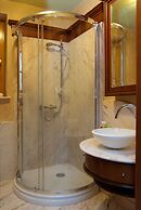 KRUPÓWKA MOUNTAIN RESORT - Widokowy hotel z basenami i wellness