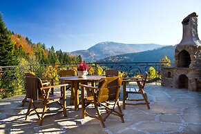 KRUPÓWKA MOUNTAIN RESORT - Widokowy hotel z basenami i wellness