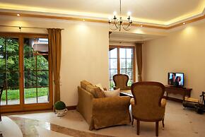 KRUPÓWKA MOUNTAIN RESORT - Widokowy hotel z basenami i wellness