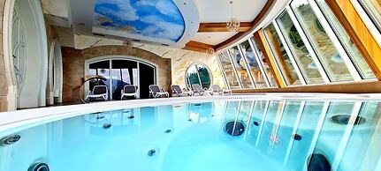 KRUPÓWKA MOUNTAIN RESORT - Widokowy hotel z basenami i wellness