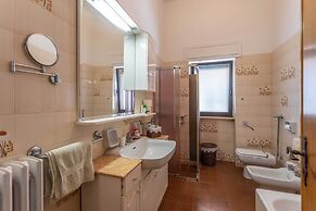 Emma's Villa facing the sea with swimming pool