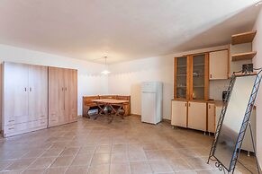 Emma's Villa facing the sea with swimming pool