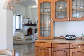 Emma's Villa facing the sea with swimming pool