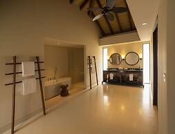 The Residence Maldives at Dhigurah