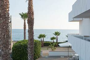 Trilocale Isola di Pazze PT fronte mare