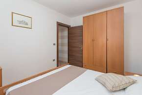 Trilocale Isola di Pazze PT fronte mare