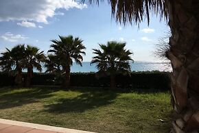 Trilocale Isola di Pazze PT fronte mare