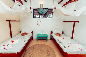 Demani Lodge