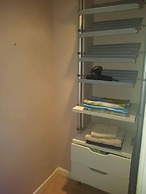 Spacious Bright & Modern Living