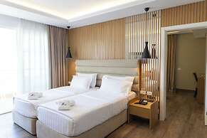 Grand Blue FAFA Resort & Spa
