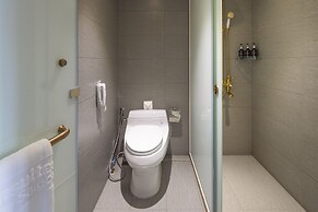 Winsuites Sai Gon Hotel