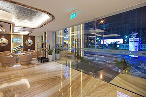 Winsuites Sai Gon Hotel
