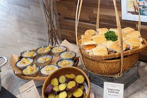 Winsuites Sai Gon Hotel