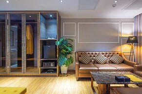 Winsuites Sai Gon Hotel