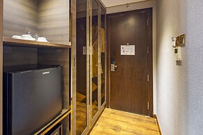 Winsuites Sai Gon Hotel