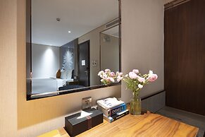 Winsuites Sai Gon Hotel