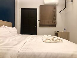 Tall Tree Kata Phuket - Hostel