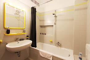 Logicasa Lake in Como