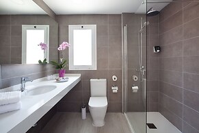 Playaolid Suites & Apartments