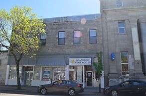 HoMa HomeStay Hotel by Olympic Stadium Montreal (Auberge/Hostel)