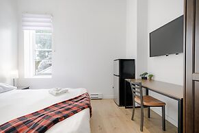 HoMa HomeStay Hotel by Olympic Stadium Montreal (Auberge/Hostel)