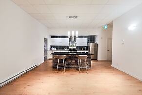 HoMa HomeStay Hotel by Olympic Stadium Montreal (Auberge/Hostel)