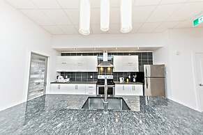 HoMa HomeStay Hotel by Olympic Stadium Montreal (Auberge/Hostel)