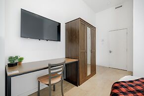 HoMa HomeStay Hotel by Olympic Stadium Montreal (Auberge/Hostel)