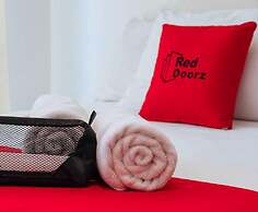 RedDoorz Plus @ RSG SS Residens Vito Cruz