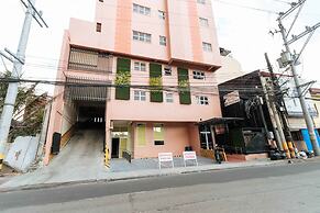 RedDoorz Plus @ RSG SS Residens Vito Cruz