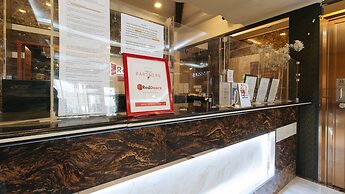 RedDoorz Plus @ Winter Benitez