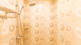 RedDoorz Plus @ Winter Benitez