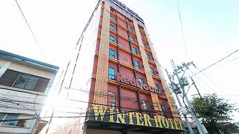 RedDoorz Plus @ Winter Benitez