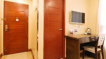 RedDoorz Plus @ Winter Benitez