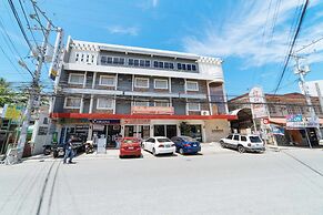 RedDoorz Plus @ Poblacion District Davao