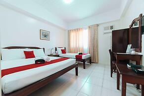 RedDoorz Plus @ Poblacion District Davao