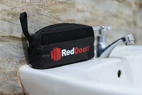 RedDoorz Plus @ Poblacion District Davao