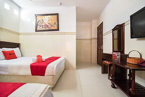RedDoorz Plus near Tan Son Nhat Airport