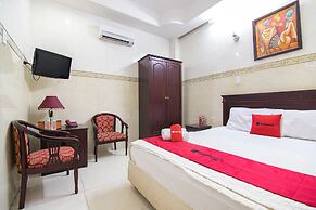 RedDoorz Plus near Tan Son Nhat Airport