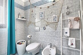 Logicasa Casa Ada Como Lake