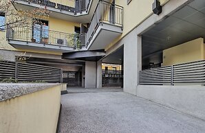 Logicasa Casa Ada Como Lake